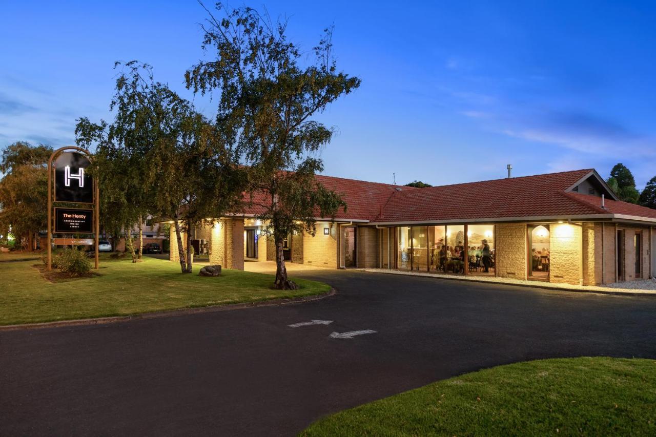 The Henty Motel Mount Gambier Kültér fotó